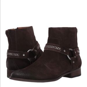 Steve Madden Chelsea boot